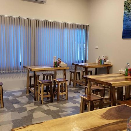 Terminal 58 Hotell Ban Mut Dok Khao Exteriör bild