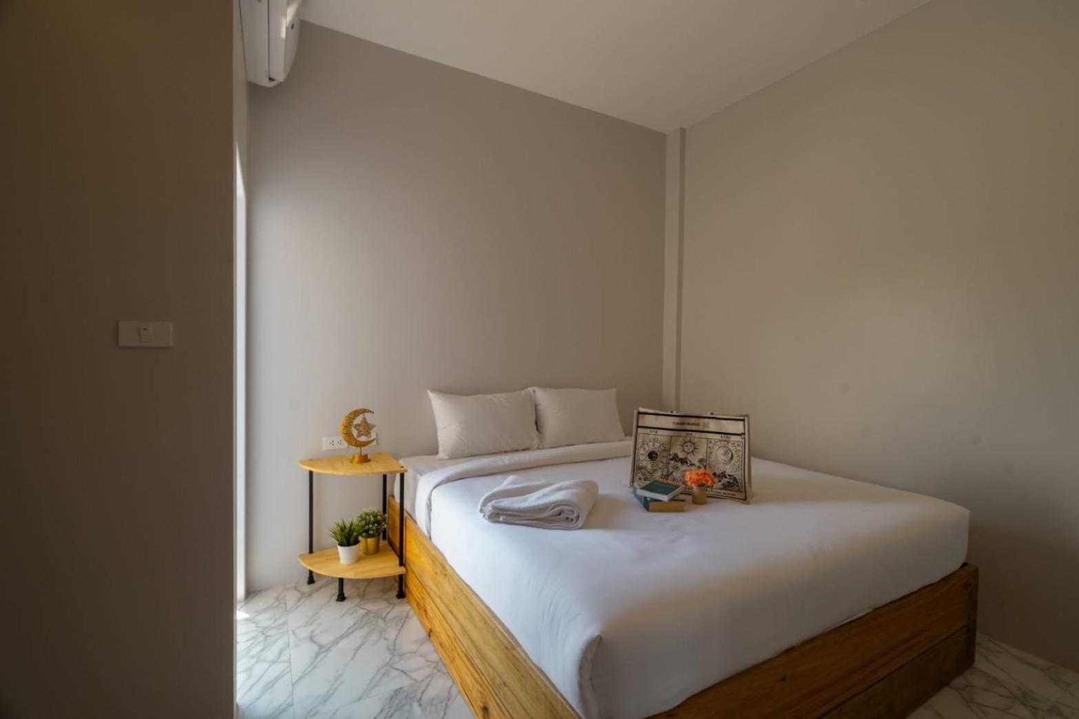 Terminal 58 Hotell Ban Mut Dok Khao Exteriör bild